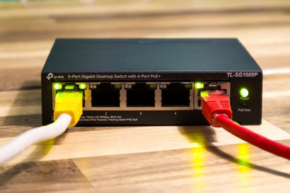 Router WiFi en casa para mejorar la velocidad y cobertura de la red